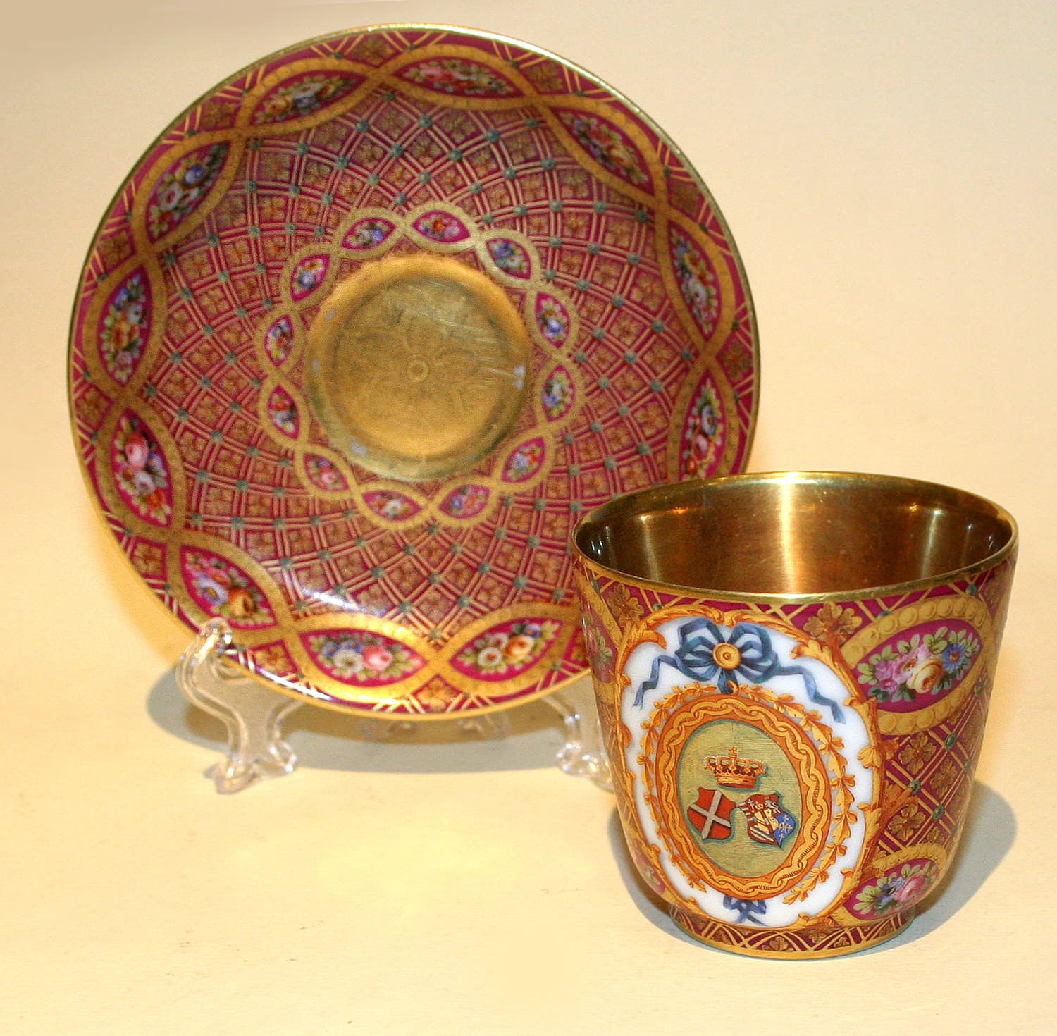 Чайная пара живописная - Антикварный фарфор