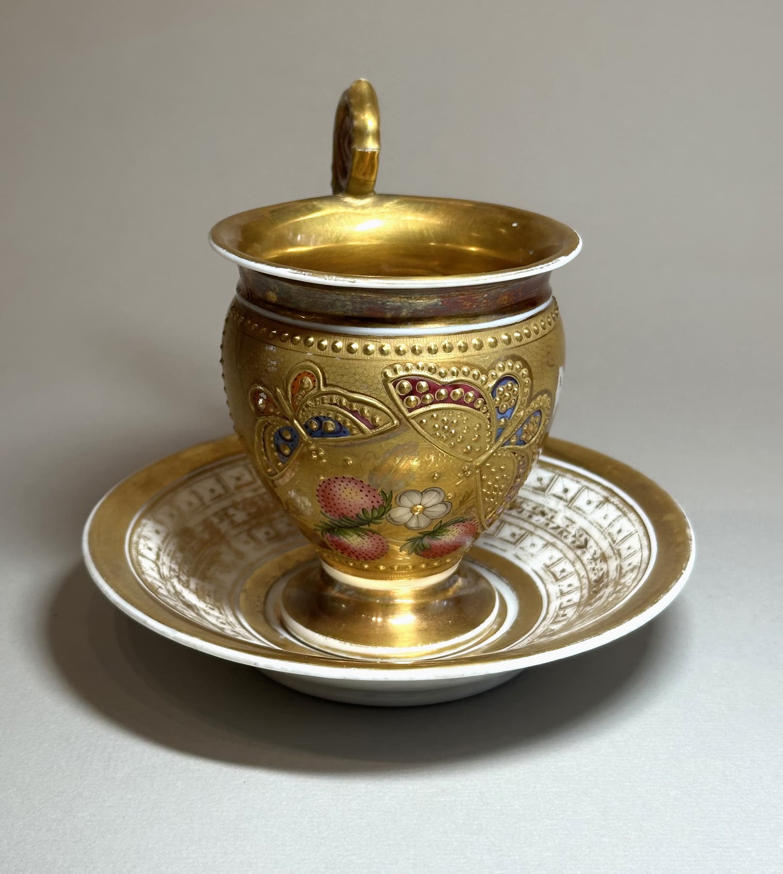 Чайная пара Бабочки, Антикварный фарфор