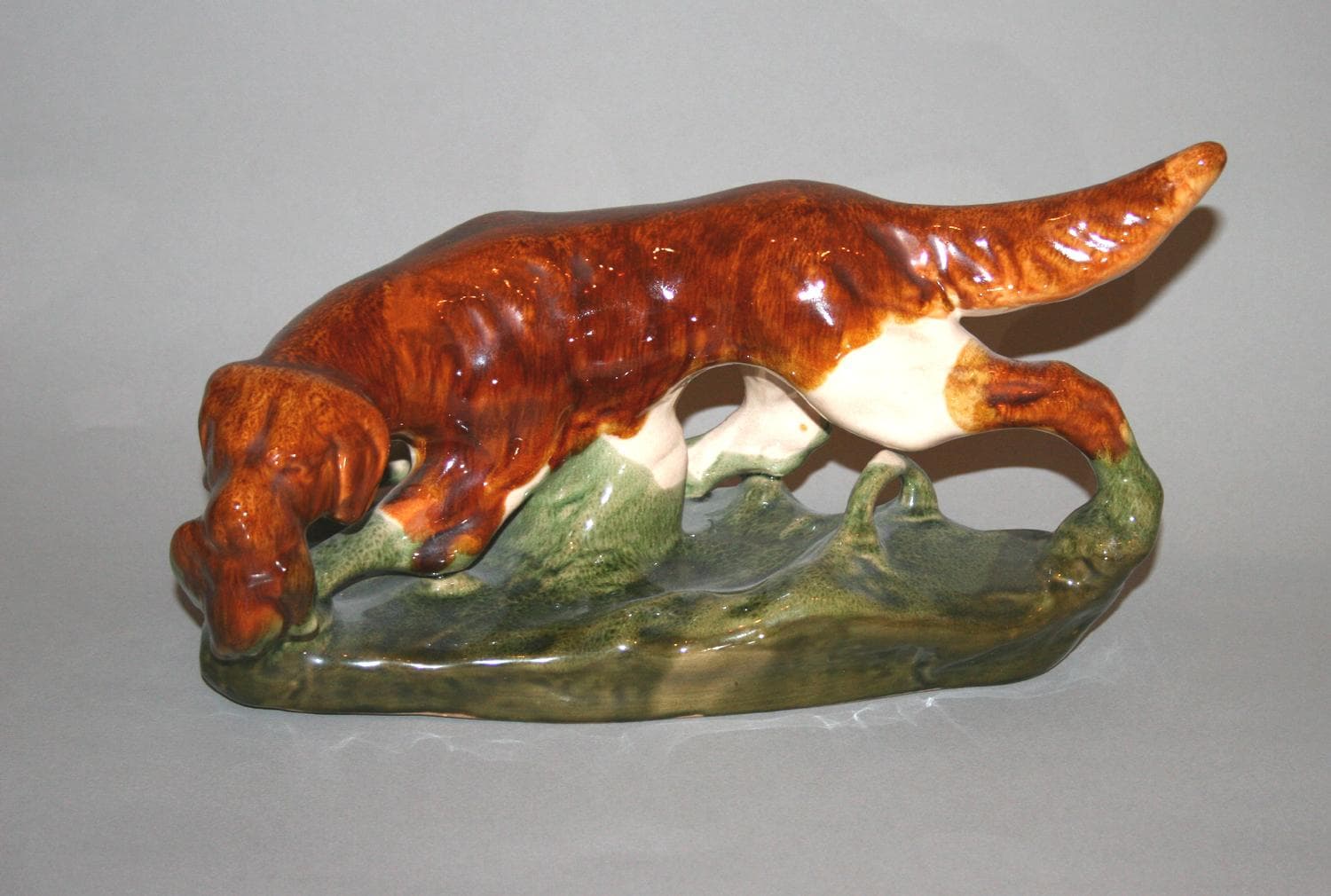 Скульптура "Сеттер с дичью".  - Антикварный фарфор