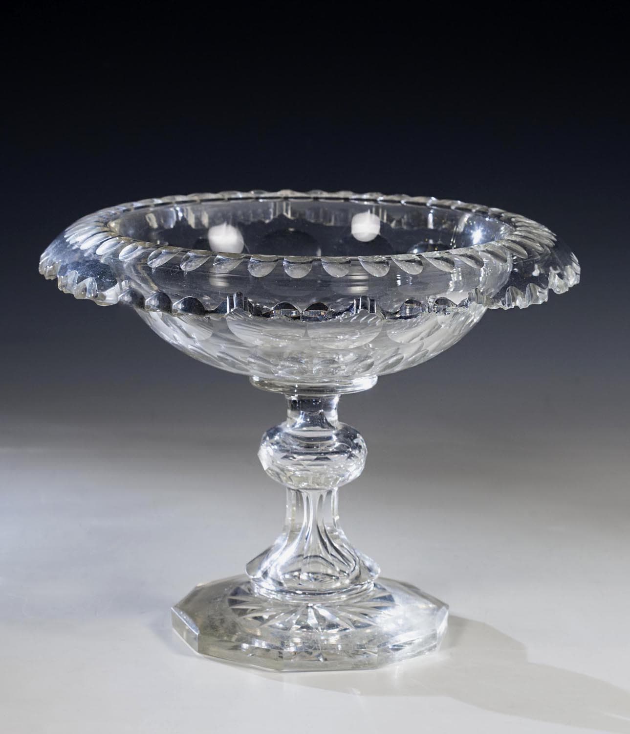 Ваза для фруктов . - Стекло