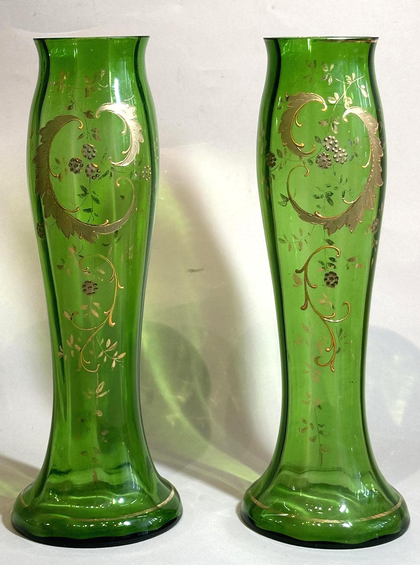 Вазы парные для цветов. Европа, Стекло